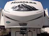 2015 Keystone Montana Photo #3