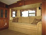 2010 Keystone Montana Photo #14