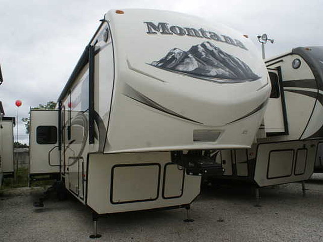 2014 Keystone Montana Photo