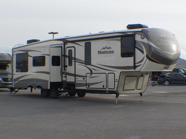 2015 Keystone Montana Photo