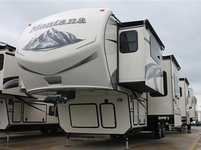 2015 Keystone Montana Photo
