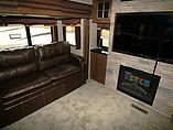 2016 Keystone Montana Photo #5