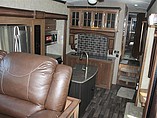 2016 Keystone Montana Photo #5