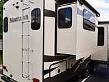2016 Keystone Montana Photo #7