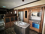 2016 Keystone Montana Photo #19