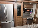 2016 Keystone Montana Photo #33