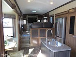 2016 Keystone Montana Photo #5