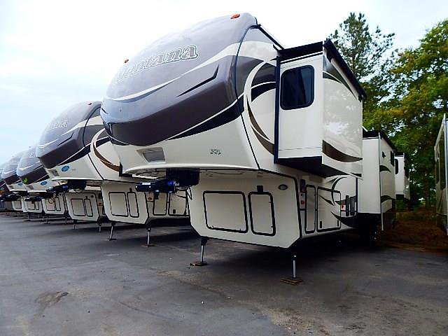2015 Keystone Montana Photo