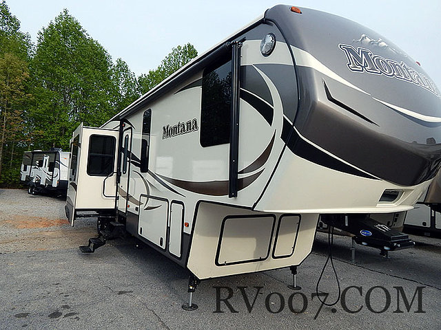 2016 Keystone Montana Photo