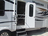 2010 Keystone Montana Hickory Photo #6