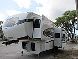 2010 Keystone Montana Hickory Photo #5