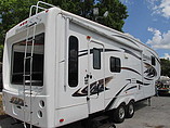 2010 Keystone Montana Hickory Photo #15