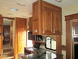 2010 Keystone Montana Hickory Photo #14