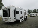 2010 Keystone Montana Hickory Photo #27