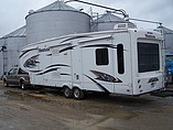 2010 Keystone Montana Hickory Photo #3