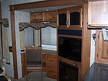 2010 Keystone Montana Hickory Photo #10