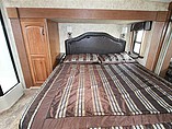 2011 Keystone Montana Hickory Photo #20