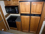 2010 Keystone Montana Hickory Photo #37