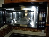 2010 Keystone Montana Hickory Photo #45