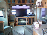 2009 Keystone Montana Hickory Photo #7