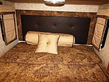 2011 Keystone Montana Photo #16