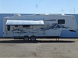 2005 Keystone Montana Photo #7