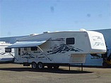 2005 Keystone Montana Photo #8