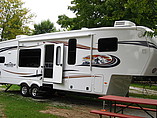 12 Keystone Montana Mountaineer