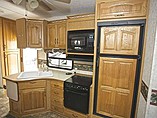 2005 Keystone Montana Mountaineer Photo #8