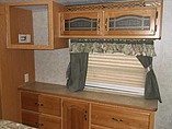 2006 Keystone Montana Mountaineer Photo #17