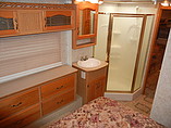 2005 Keystone Montana Photo #16
