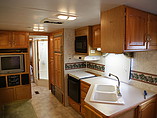 2002 Keystone Montana Photo #5