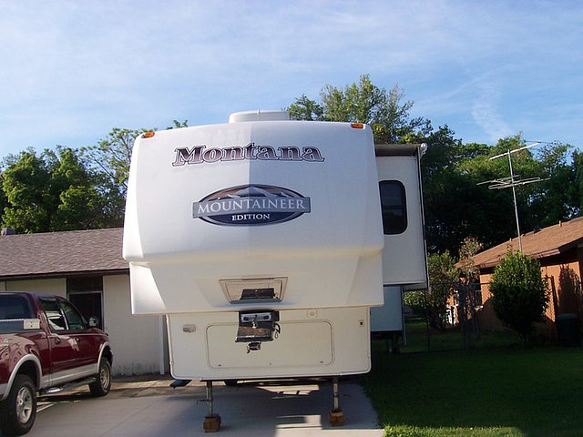 2008 Keystone Montana Mountaineer Photo