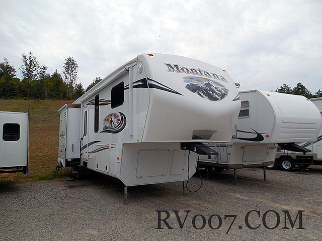 2013 Keystone Montana Mountaineer Photo
