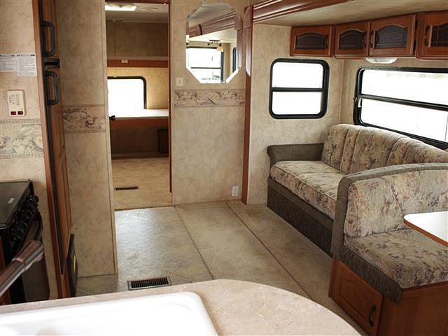 2007 Keystone Mountaineer Photo