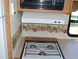 2003 Keystone Mountaineer Photo #9