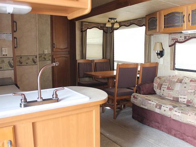 2007 Keystone Mountaineer Photo