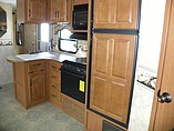 2007 Keystone Mountaineer Photo #9