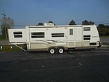 2005 Keystone Outback Photo #2
