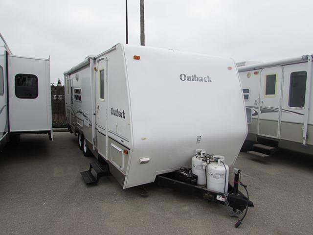 2005 Keystone Outback Photo