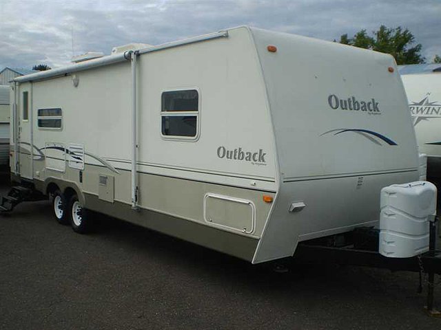 2004 Keystone Outback Photo