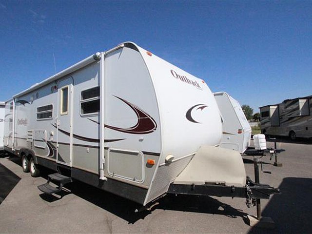 09 Keystone Outback