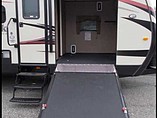 2015 Keystone Outback Photo #5