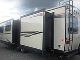 2016 Keystone Outback Photo #3