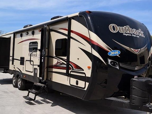 16 Keystone Outback