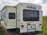 2011 Keystone Outback Photo #6