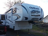 2011 Keystone Outback Sydney Photo #11