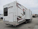 2010 Keystone Raptor Photo #16