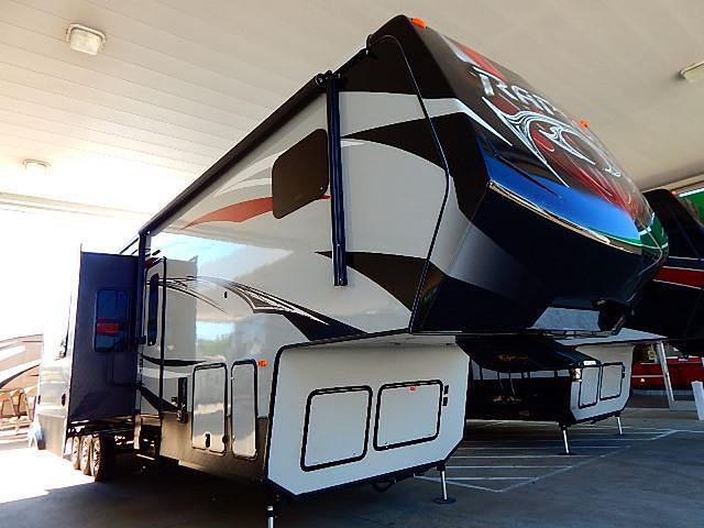2016 Keystone Raptor Photo