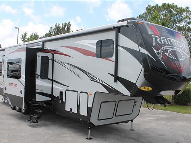 2016 Keystone Raptor Photo